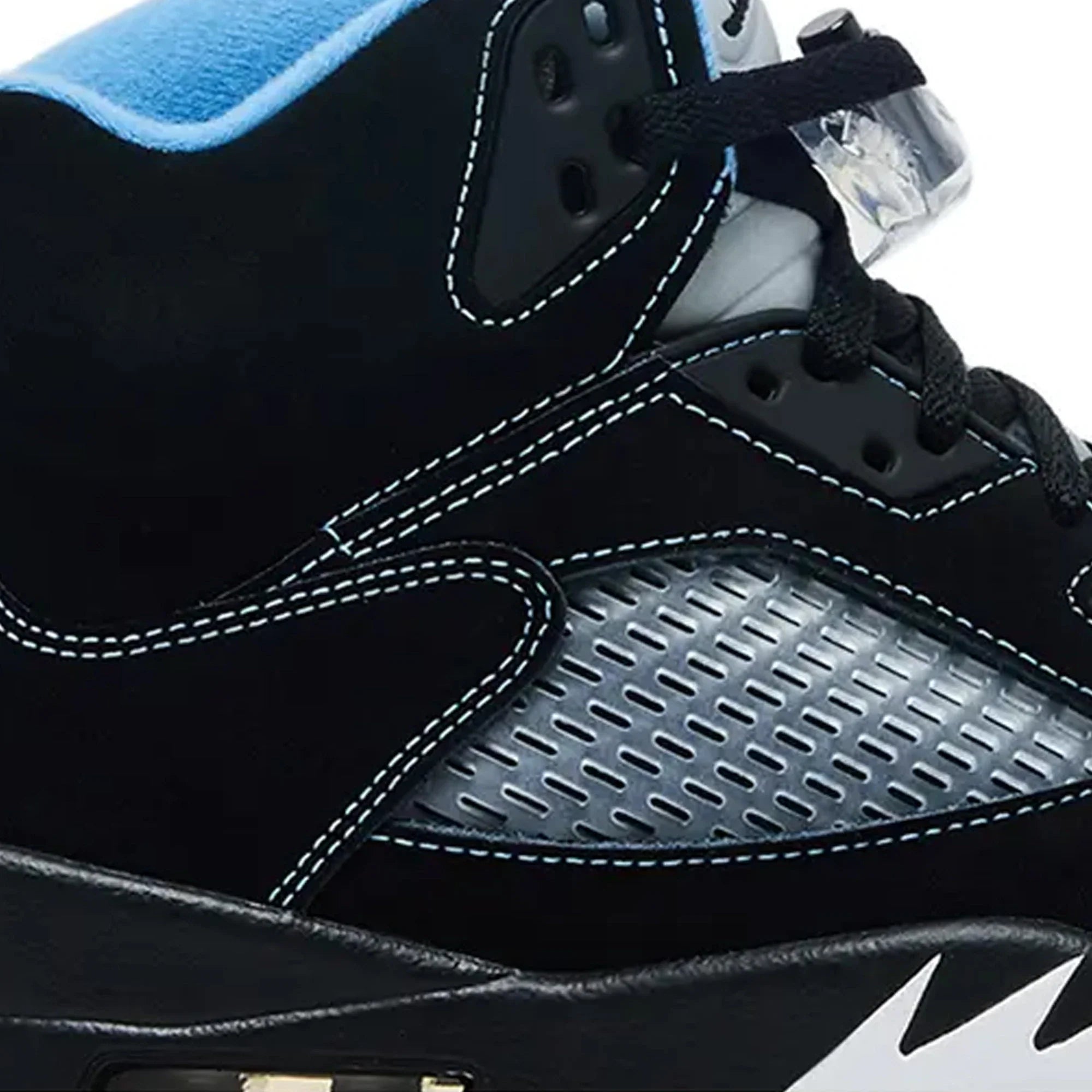 Air Jordan 5 Retro 'Black University Blue' (2026)