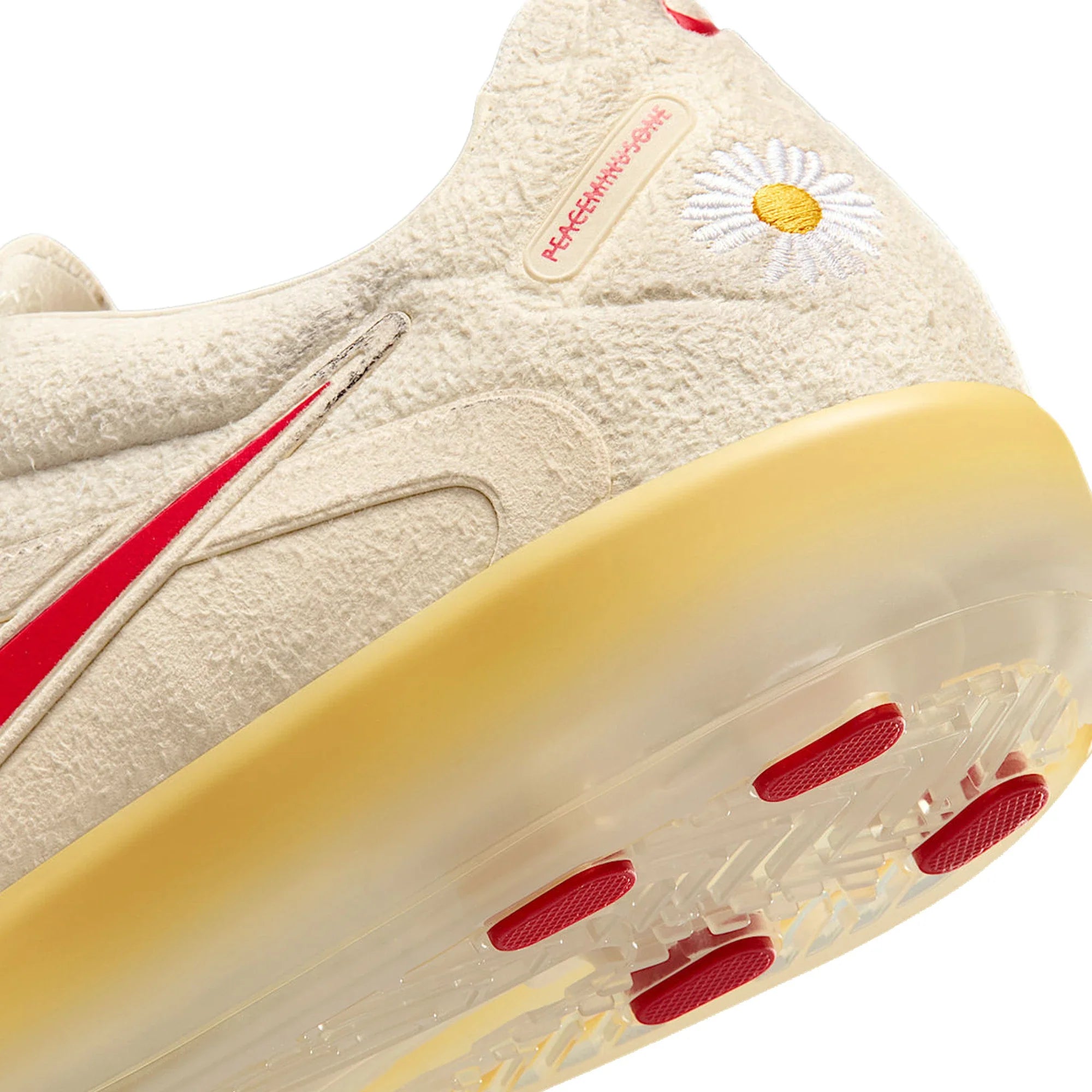 Nike Cryoshot CTR360 Maestri II 'G-Dragon Peaceminusone Natural University Red' (2026)