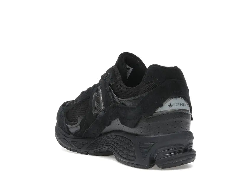 New Balance Men's 2002R Protection Pack Black Shoes,