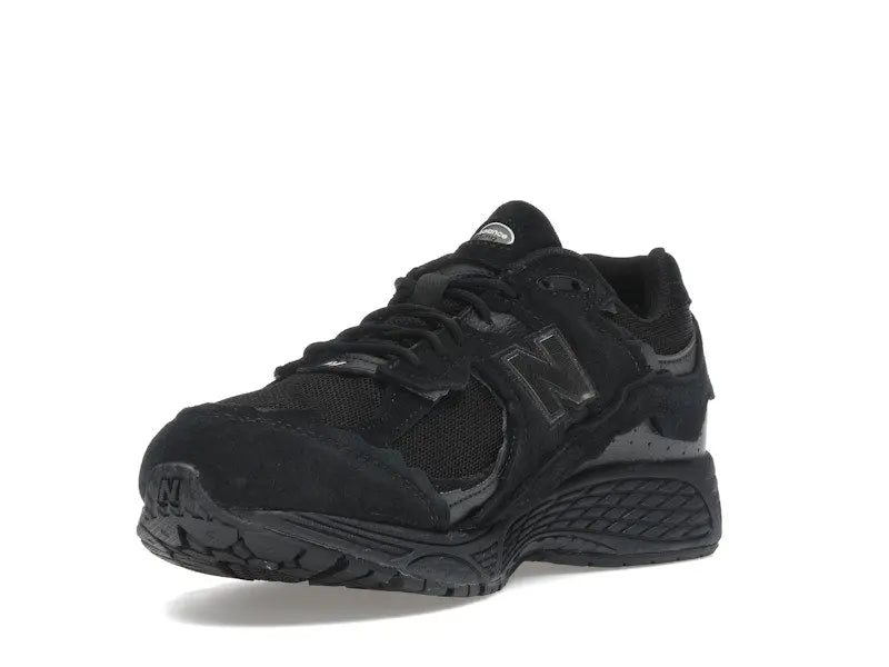 New Balance Men's 2002R Protection Pack Black Shoes,