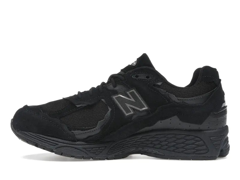 New Balance Men's 2002R Protection Pack Black Shoes,